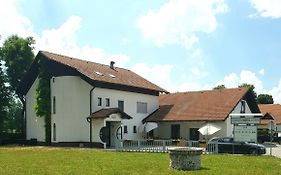 Garni Hotel Lotos